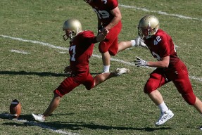 开云体育平台APP-布克，当太阳提前升起，季后赛的悬念被他亲手熄灭