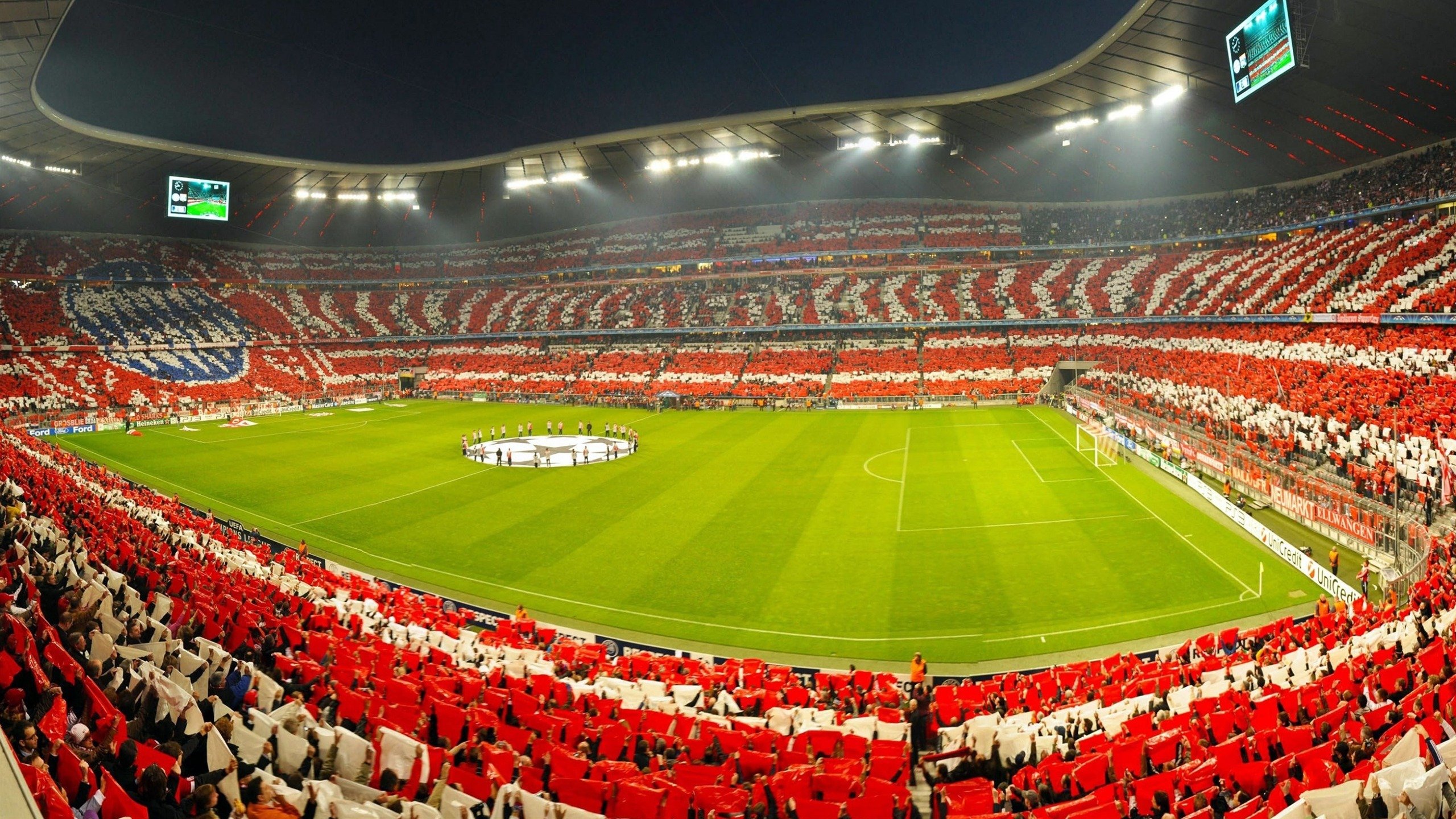 欧冠淘汰赛之夜,卢卡库关键进球定乾坤