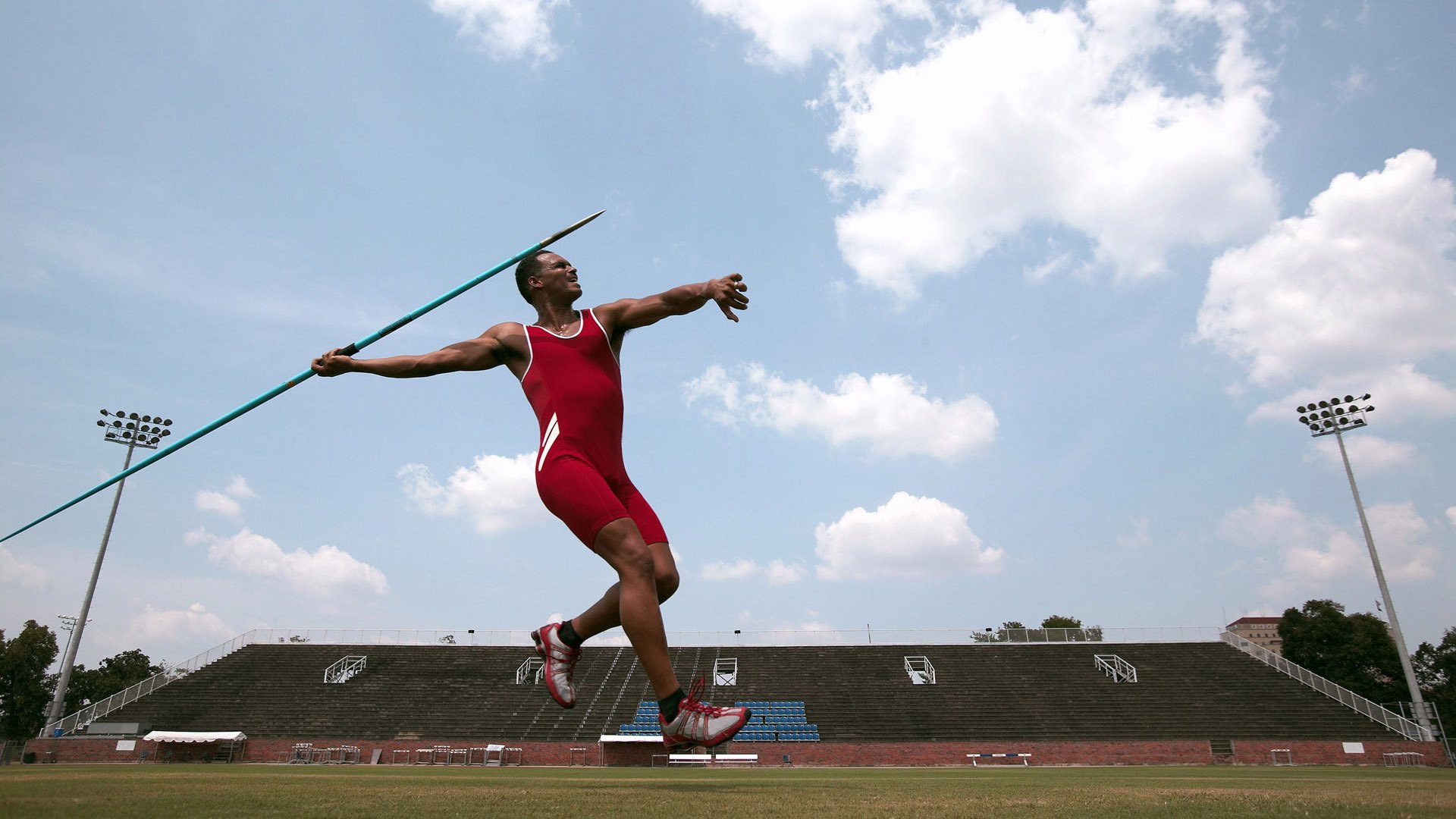 西甲国家德比,足球圣殿外的哥斯达黎加式奇迹粉碎