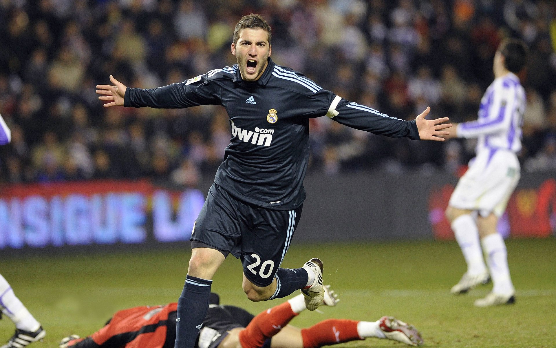 孙兴慜一剑封喉,埃及法老的叹息与亚洲之光的觉醒